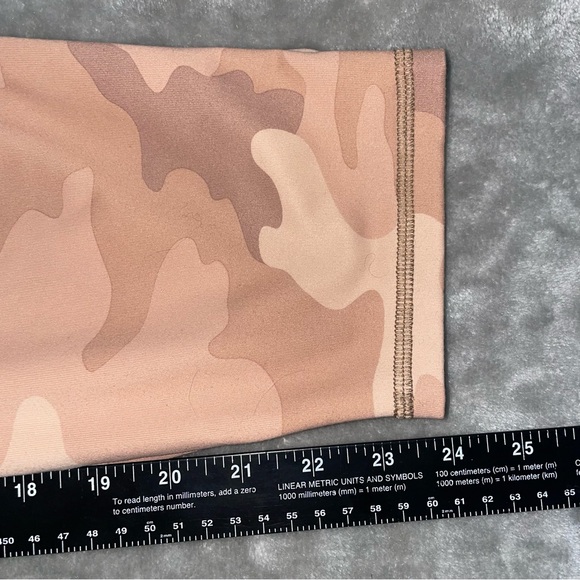 Fabletics Tan Camo Women's Leggings - Picture 7 of 7